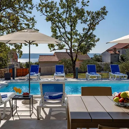 Deep With Pool *